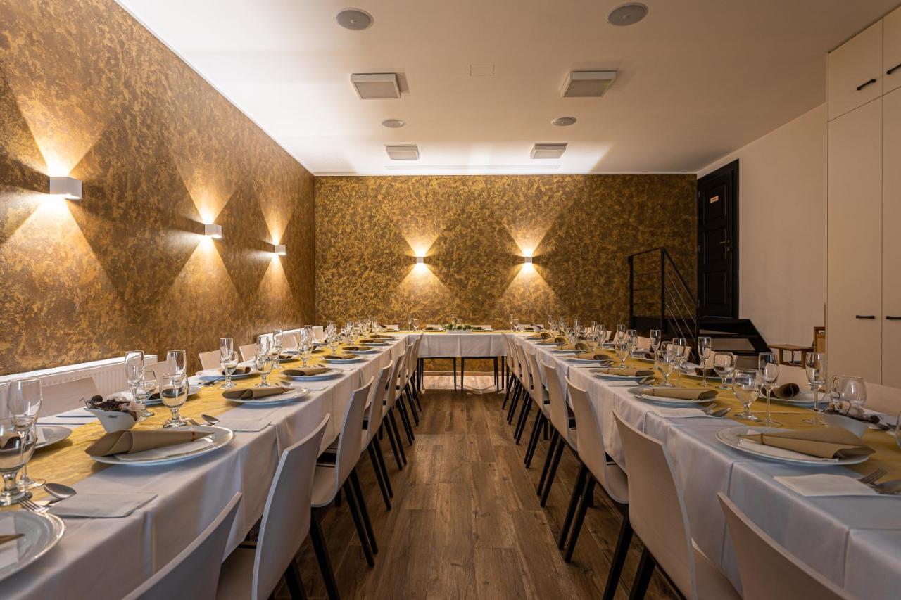 Hotel Jordanek Opočno Dış mekan fotoğraf
