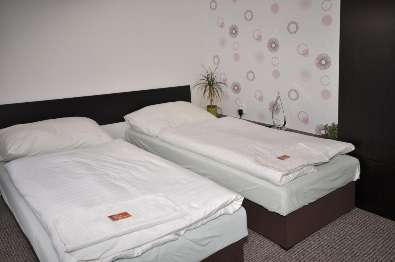 Hotel Jordanek Opočno Dış mekan fotoğraf